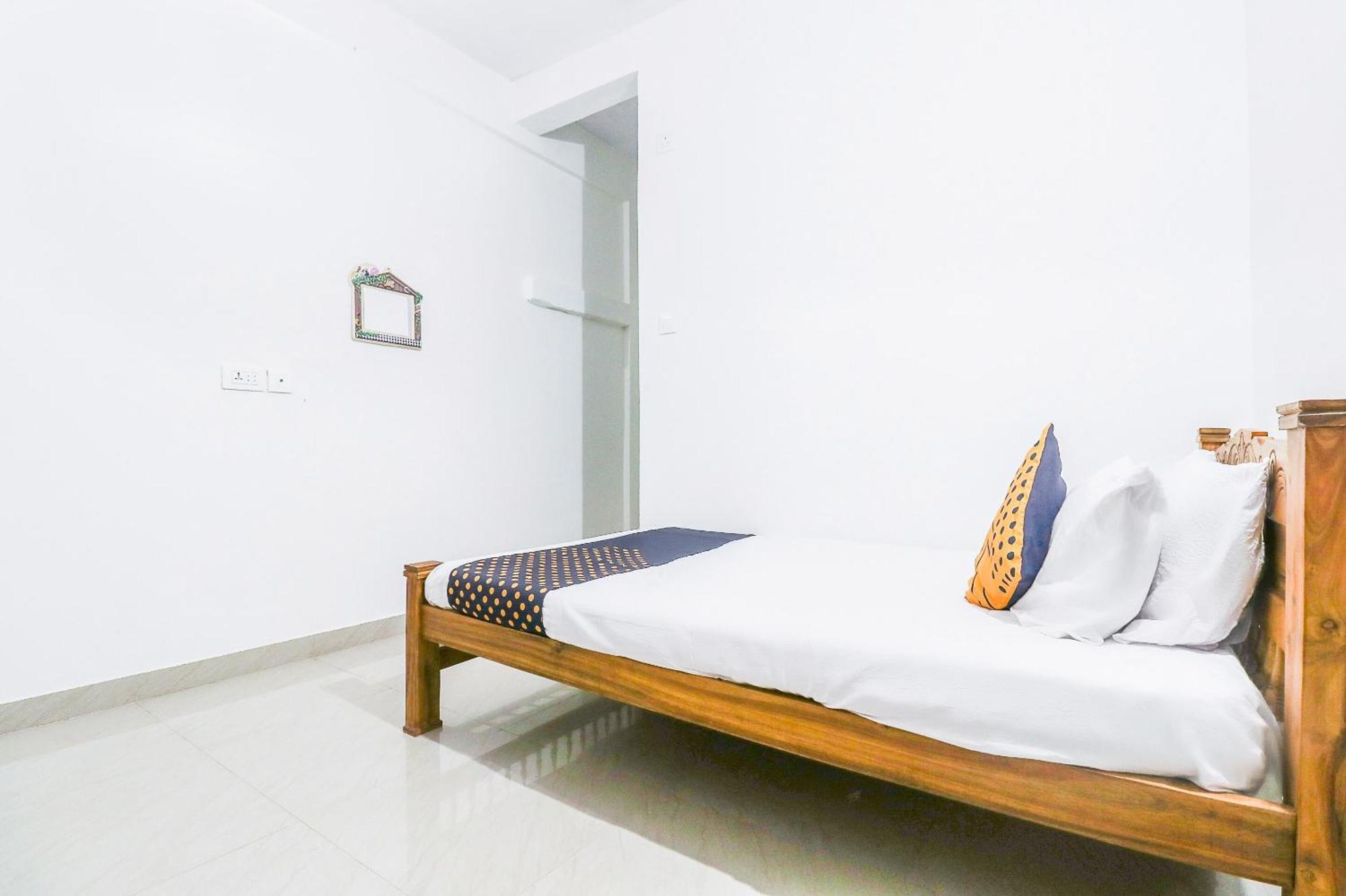 Spot On Rohini Inn Kadampuzha كوتاكال المظهر الخارجي الصورة